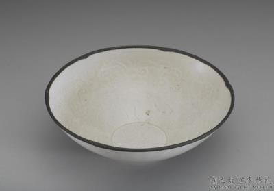 图片[3]-Bowl with immpressed floral decoration, Ding ware, Song dynasty (960-1279)-China Archive